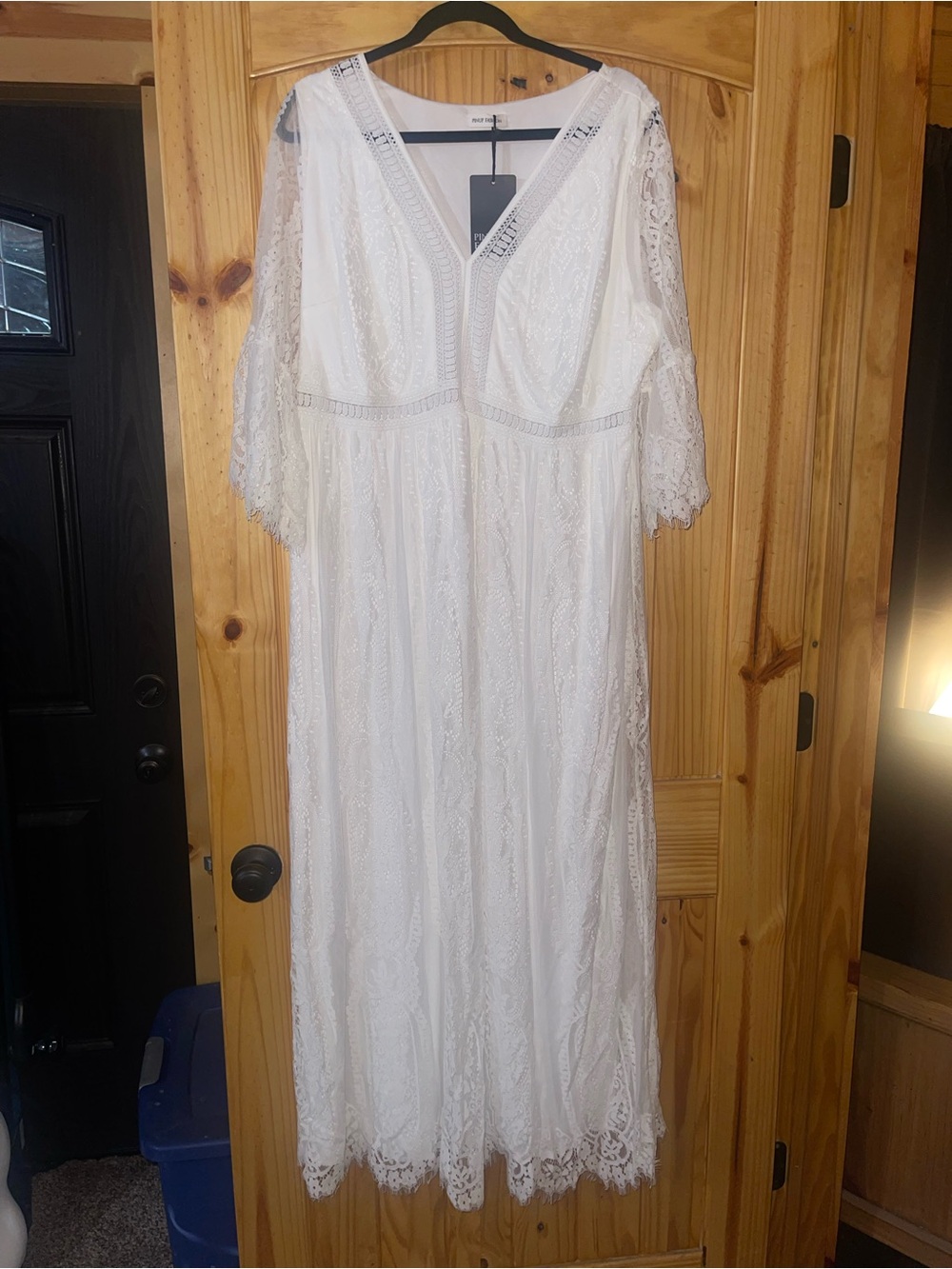 NWT Pinup Fashion Lace Dress